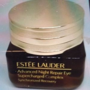 Estee lauder advanced night repair due .5 new